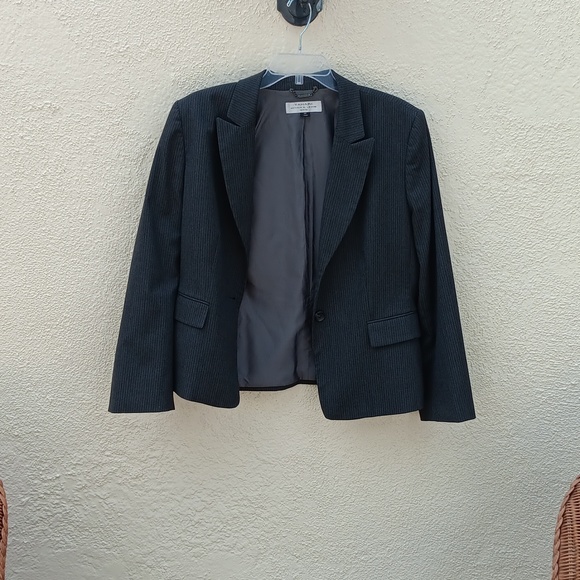 TAHARI BLAZER - Picture 1 of 4